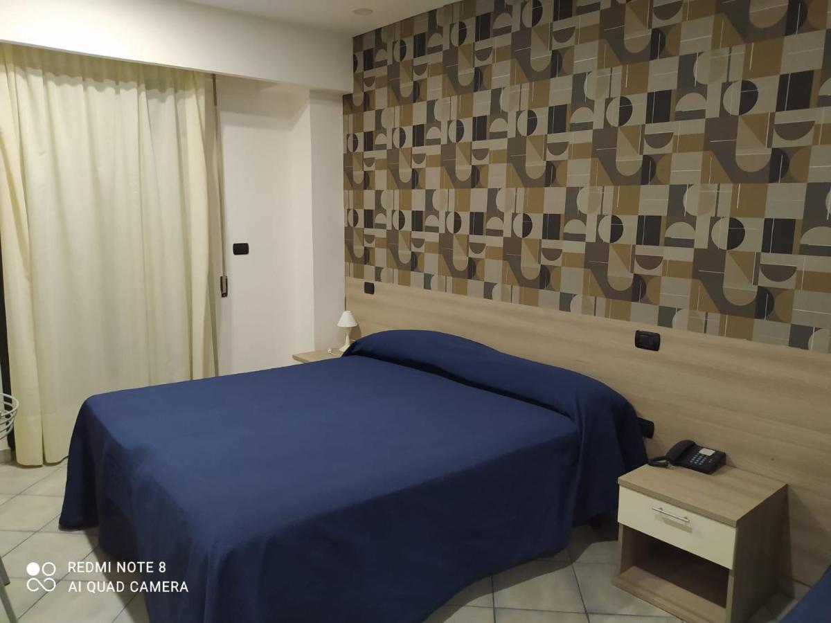 Hotel Poseidon Corigliano Calabro Exteriör bild