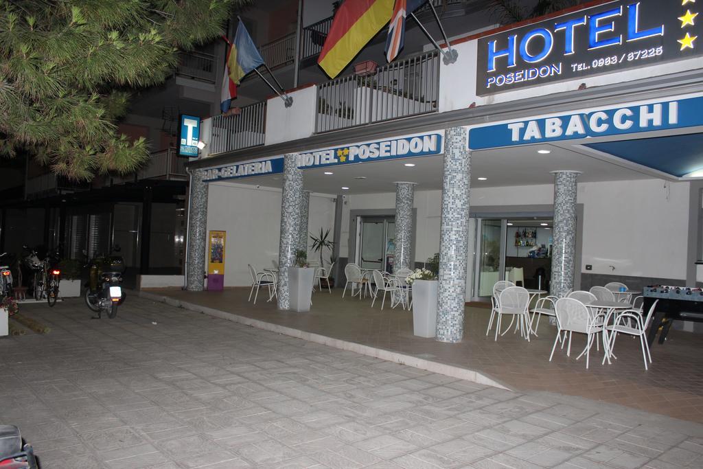 Hotel Poseidon Corigliano Calabro Exteriör bild