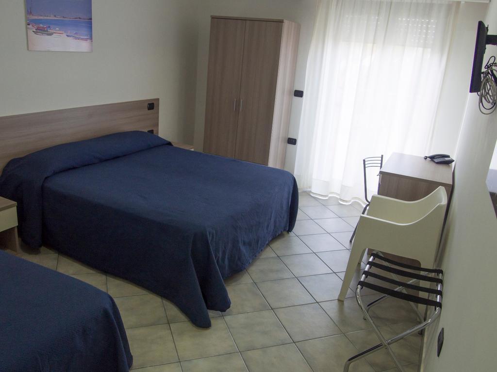 Hotel Poseidon Corigliano Calabro Exteriör bild